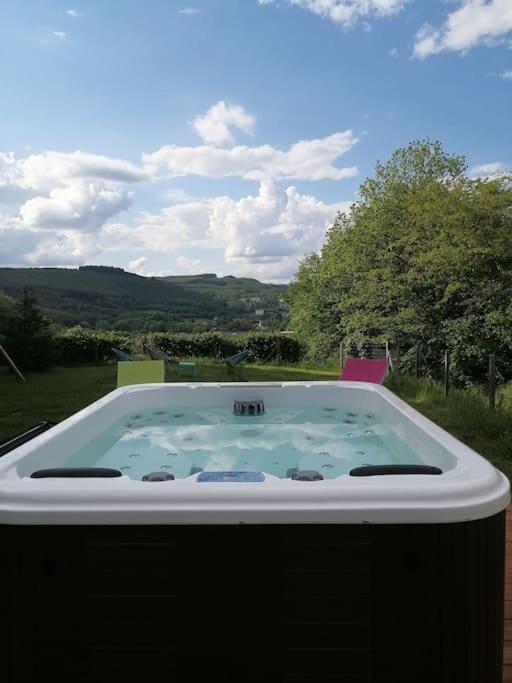 Le Belvedere Mouxois, Spa Privatif, Vue Morvan Exterior foto